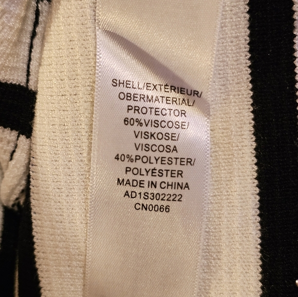 Adrianna Papell Monochrome Striped Knit - Picture 3 of 6